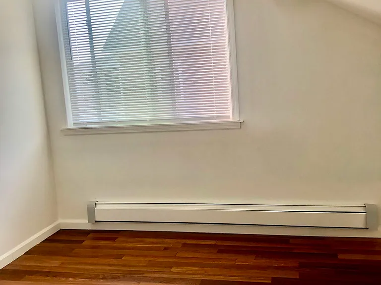 61 Pemberwick Rd #1 — Photo 10