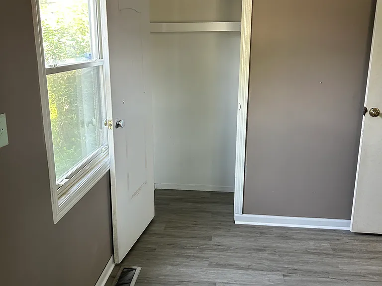 4816 Patricia St — Photo 5