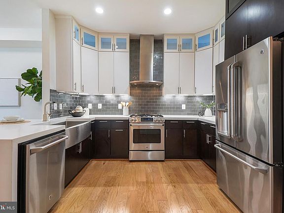 5th image of 1443 Chapin St NW APT 202