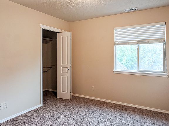 5th image of 1847 S Kamiah Ln #1