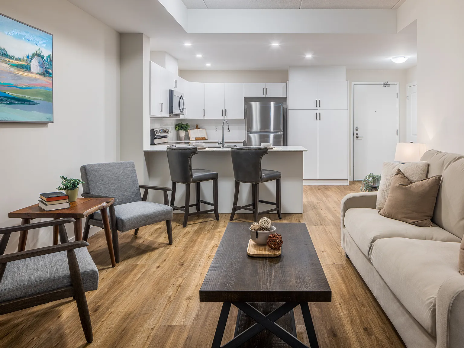 River's Edge Apartments — Photo 3