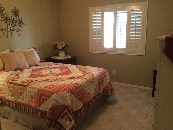 Guest bedroom