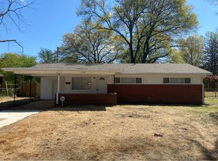 1706 Capri St, Memphis, TN 38117