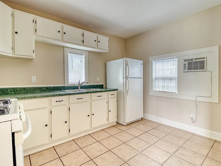 3902 Chapman St #1/2 — Photo 6