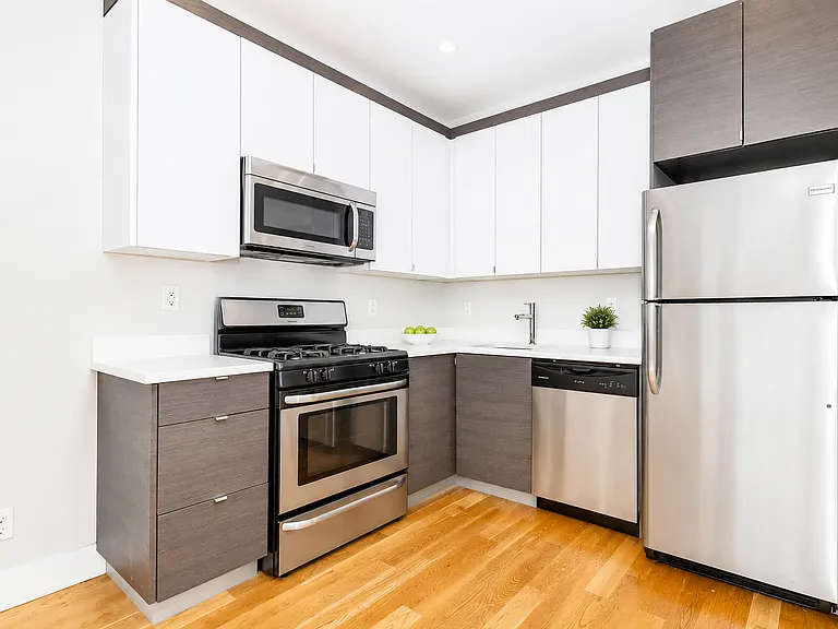 96 Diamond St #2E — Photo 3