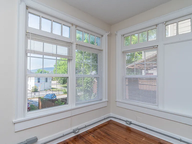 820 Oak St #1 — Photo 13