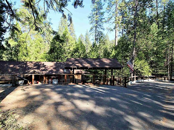 3rd image of 22716 Tamarack Dr