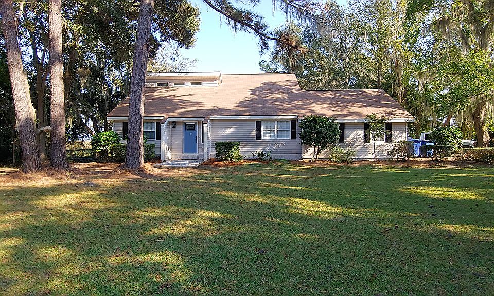 1st image of 118 Marsh Oak Dr