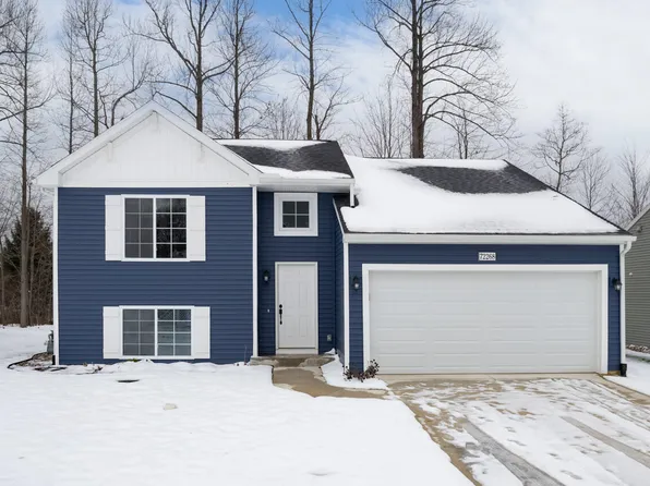 72268 Beacon Ct, South Haven, MI 49090