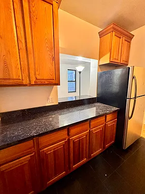 Rented by City Connections Realty | media 16