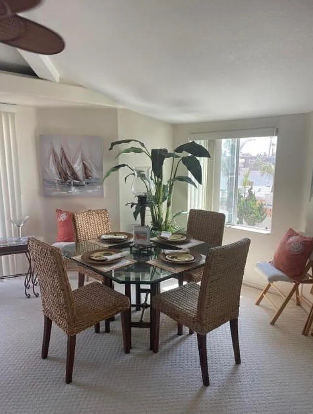 3 bed, 2.5 bath, 1883 sqft, $4,500 — Photo 4