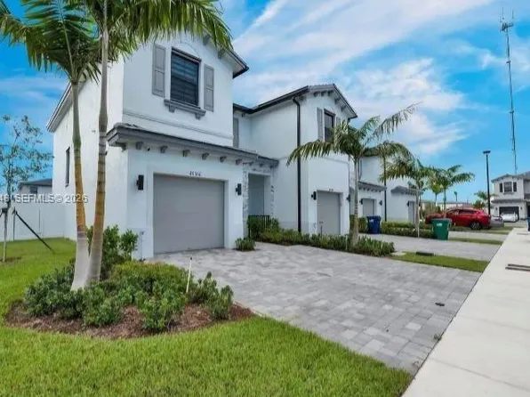 20366 NW 4th Path, Miami Gardens, FL 33169