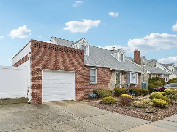 156 Jerome Avenue, Mineola, NY 11501