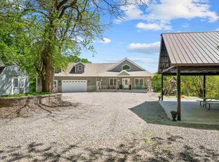 10027 115th St W, Andalusia, IL 61232