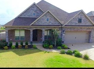 1507 SW Madison Ave, Bentonville, AR 72713