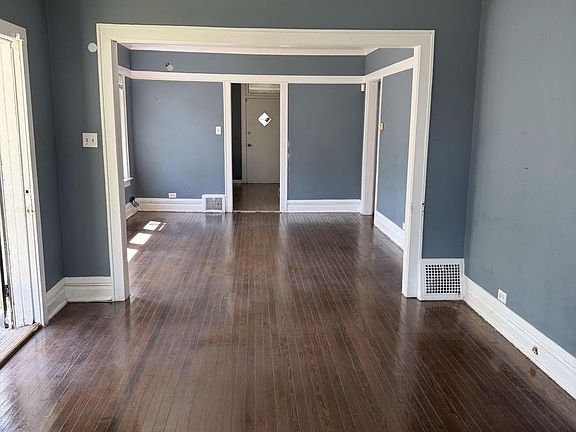 4th image of 10146 S State St