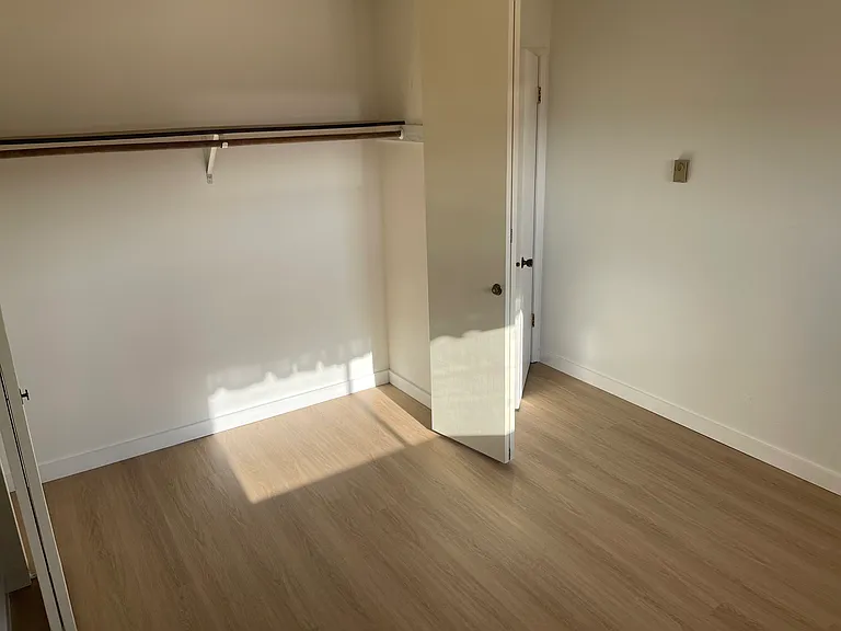 827 Water St #C — Photo 15