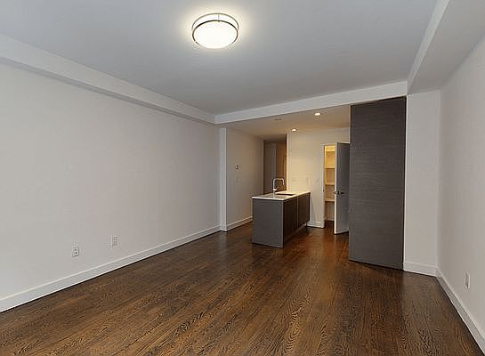 1st image of 666 W End Ave #8QW
