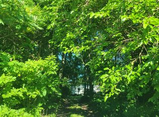 11155 Douglas Rd, Temperance, MI 48182