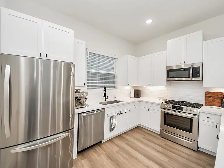 901 Lehman St #D — Photo 14