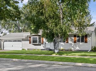 615 11th Ave N, Onalaska, WI 54650