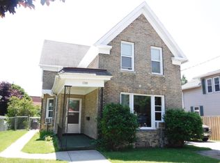 1205 Manila St, Manitowoc, WI 54220