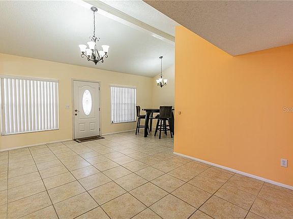 3rd image of 10214 Wilcox Ct