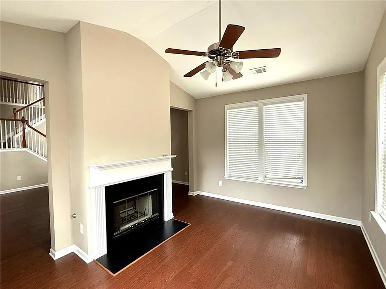 10570 Haynes Valley Ct — Photo 6