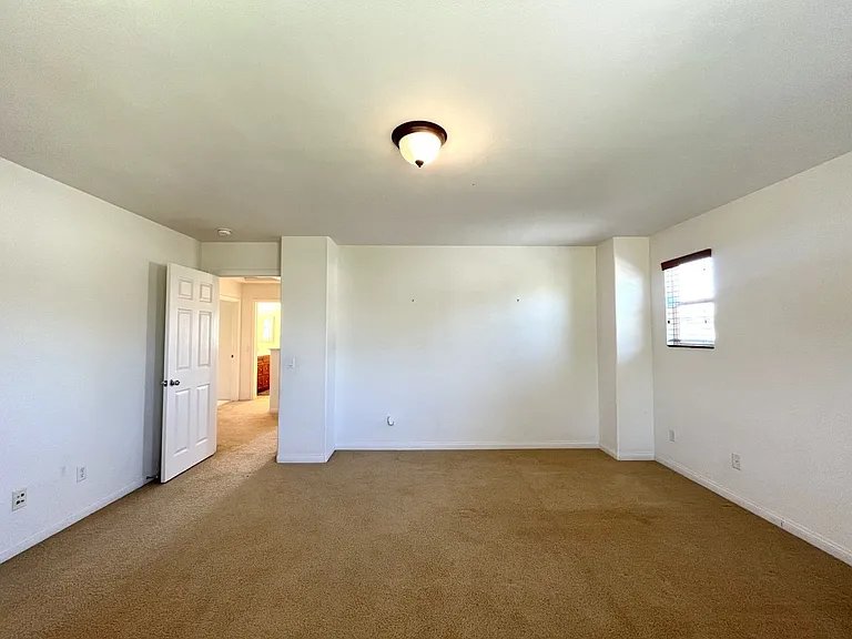 7143 Leighton Dr — Photo 32
