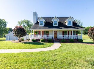 556 Sheffield Rd, Easley, SC 29642