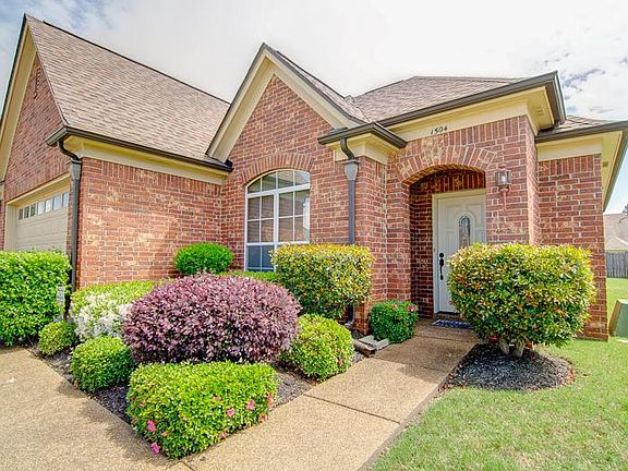 2nd image of 1504 Sawmill Creek Ln