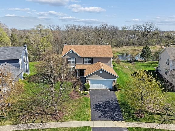 3rd image of 1609 Elderberry Ln