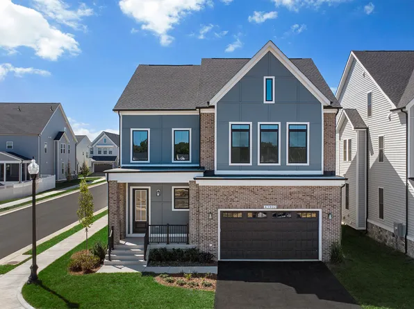 41902 Night Nurse Cir, Ashburn, VA 20148