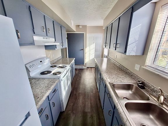 2nd image of 4790 Hospital Dr #4