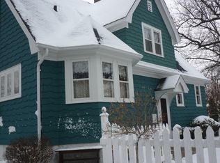 2920 W Grange Ave, Greenfield, WI 53221