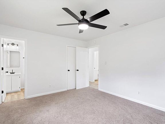 4th image of 2117 Wilson Ave