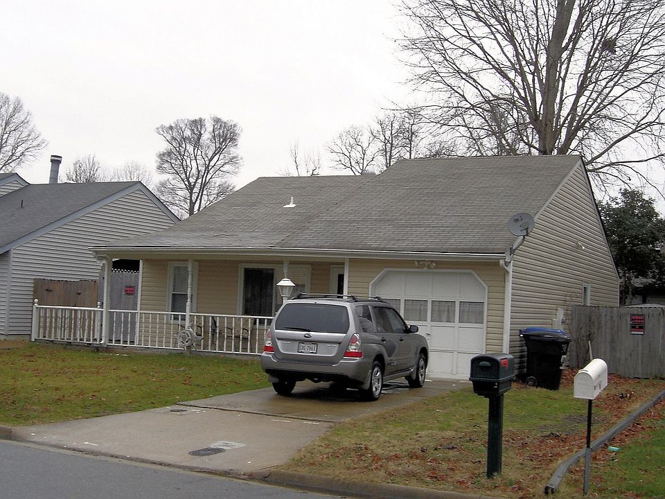1st image of 3816 Foxglove Ct