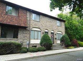 886 Allwood Rd APT 8, Clifton, NJ 07012