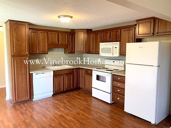4th image of 318 Oldham Way