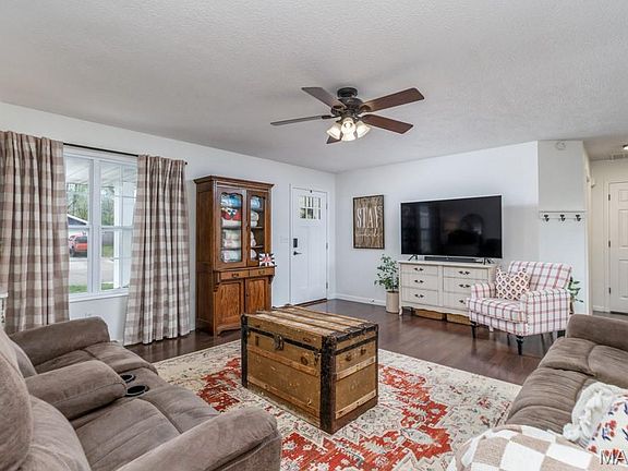 4th image of 1305 Jessalinn Dr