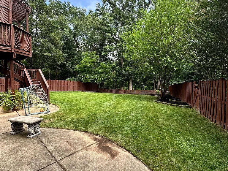 9255 Bowers Brook Pl — Photo 8