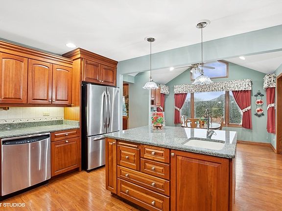 5th image of 8846 Abbey Ln