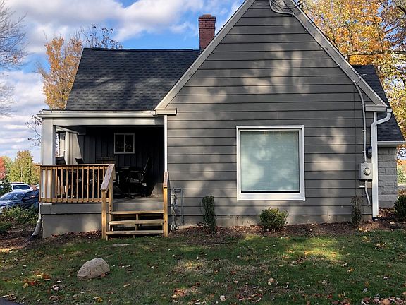 side porch south view