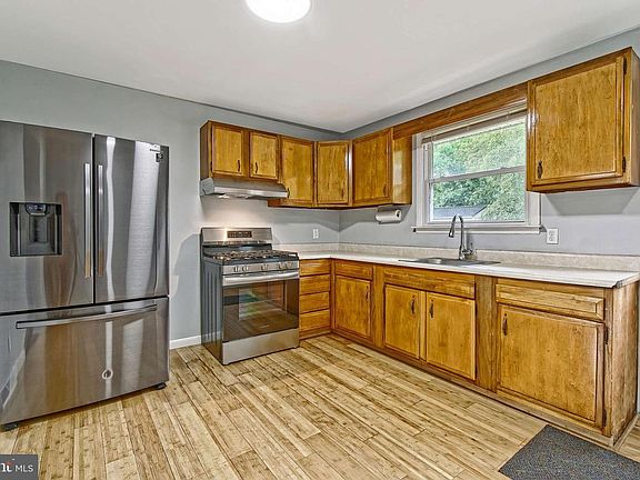 5th image of 3176 S Hance Bridge Rd