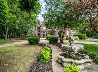 9801 N Stonewick Rd, Owasso, OK 74055