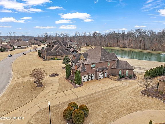 3rd image of 57 Lake Pointe Dr