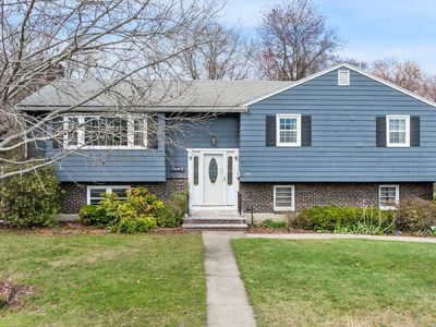 284 Lowell St, Wakefield, MA, 01880