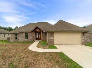 47 Roundtree, Hattiesburg, MS 39402