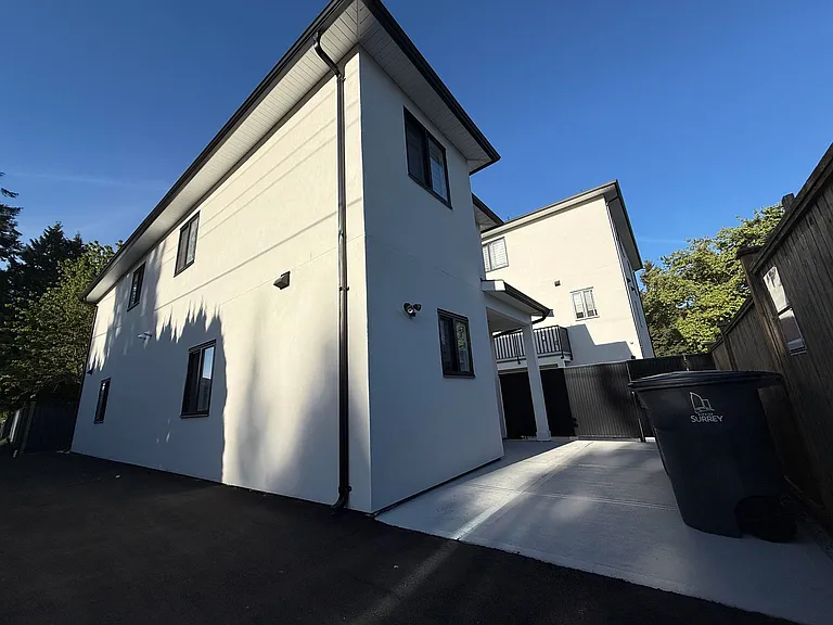 9727 129a St #G101 — Photo 2