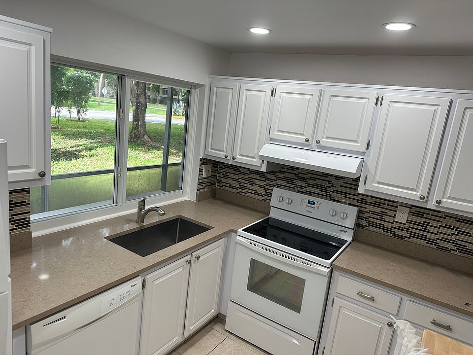 1st image of 9100 Lime Bay Blvd